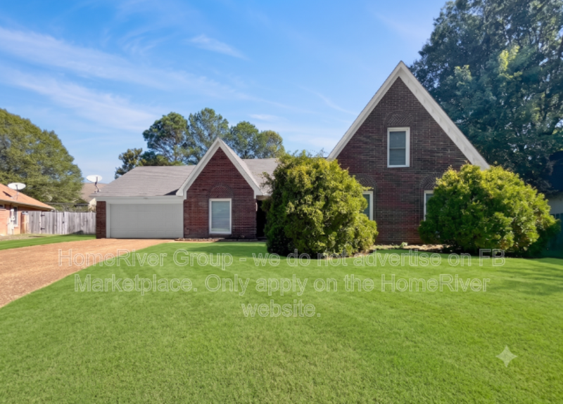 Memphis House: 4252 Winding Hollow Way