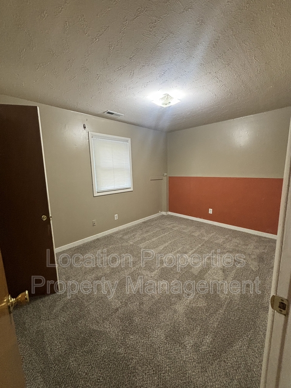 2428 Cedarwood Avenue - 1, rental photo 6