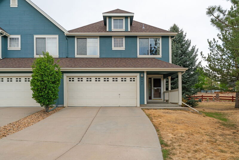 Lafayette Townhome: 557 Wild Ridge Ln