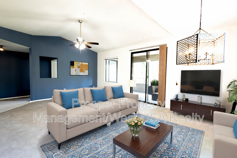 Scottsdale Condo: 15252 N 100th St