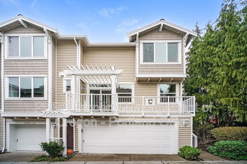 Beaverton Townhome: 16070 SW Audubon St
