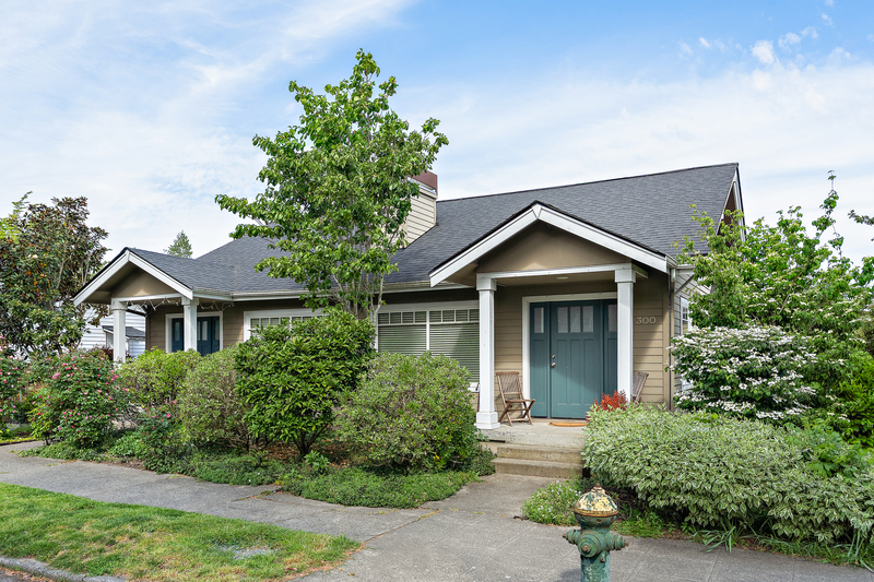 Seattle Condo: 300 31st Ave