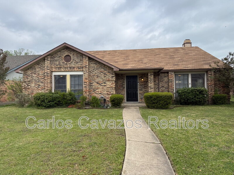 Rowlett House: 9421 Shipman St.