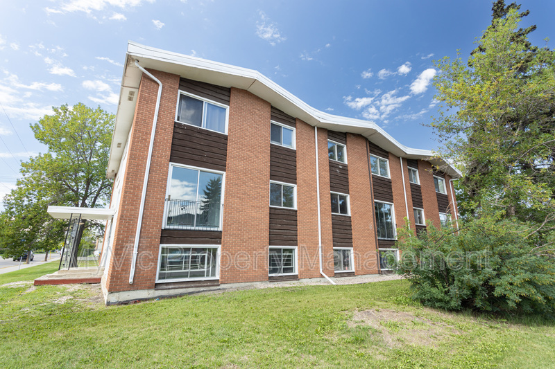 Edmonton Condo: 15304 100 Avenue Northwest