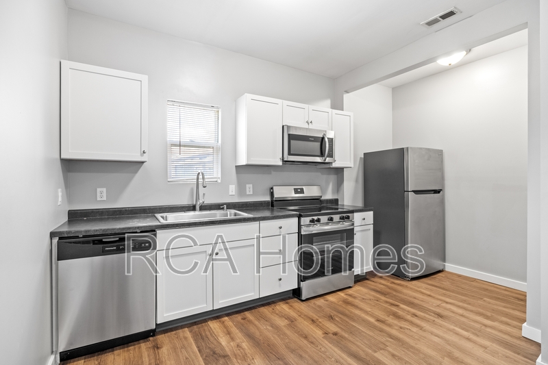 Indianapolis Condo: 3519 Balsam Avenue - Unit 7