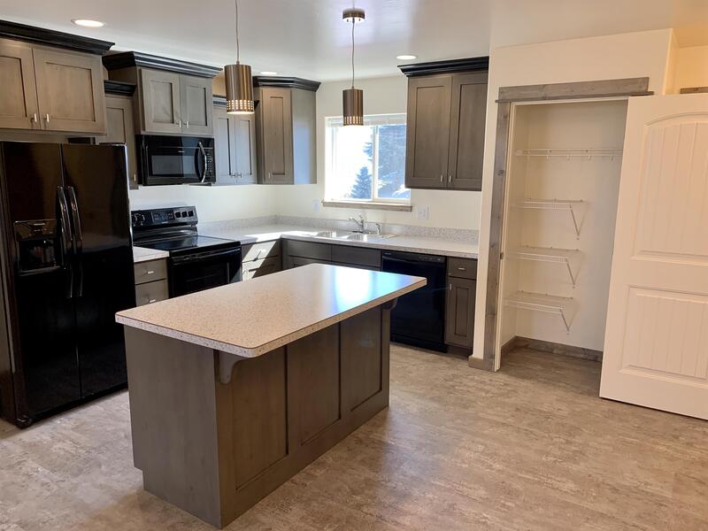 Helena Condo: 831 Gibbon Street - 3