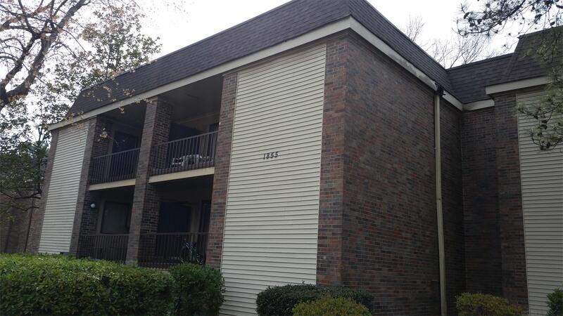 Germantown Condo: 1855 W. Poplar Woods Cir #206