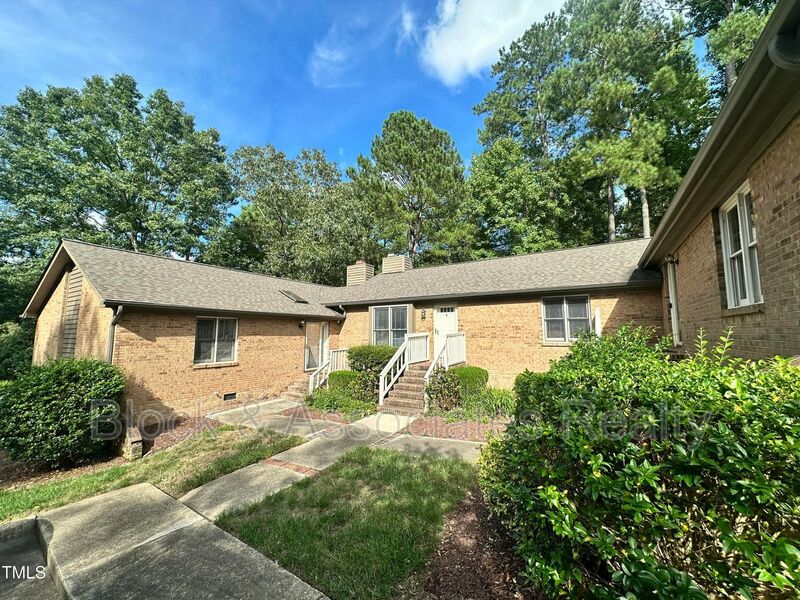 Durham House: 200 W Woodcroft Parkway 57A