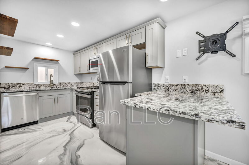 Reno Condo: 952 Haskell St