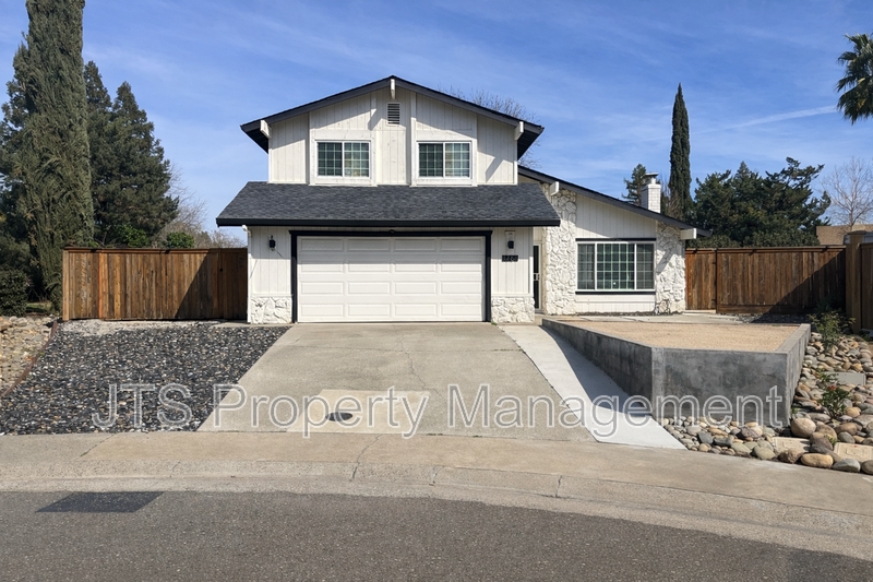 Rancho Cordova House: 1761 Klamath River Drive