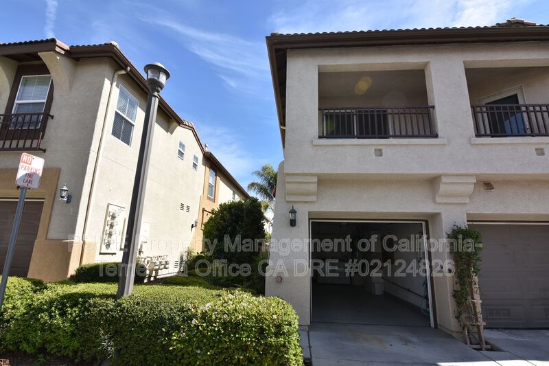Murrieta Townhome: 41693 Wild Iris Ave
