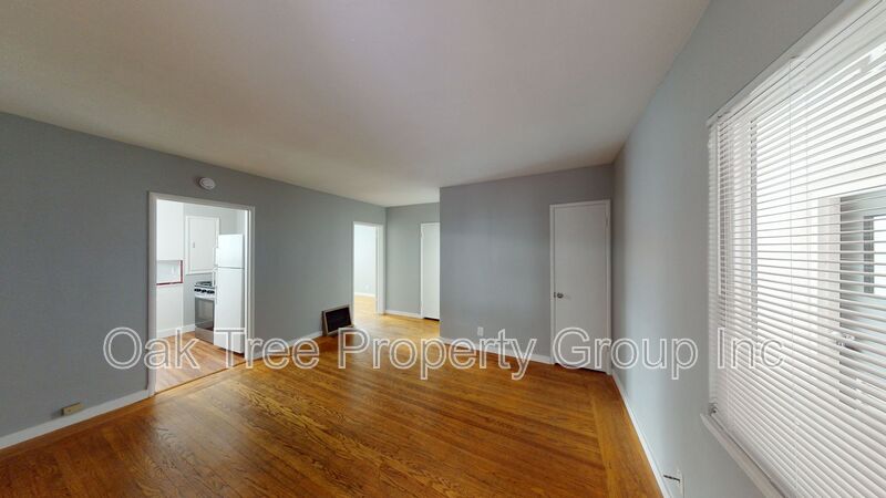 San Leandro House: 321 W Estudillo Avenue