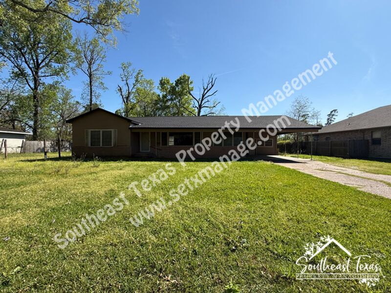 Beaumont House: 3255 Charles Street