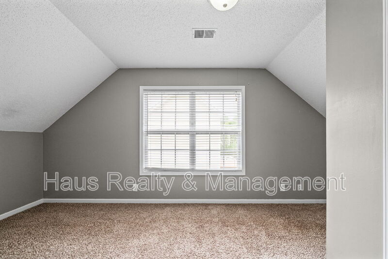 Clarksville House: 3838 Aly Sheba Drive