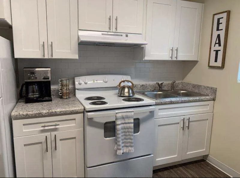 Petersburg Condo: 1121 Stainback st