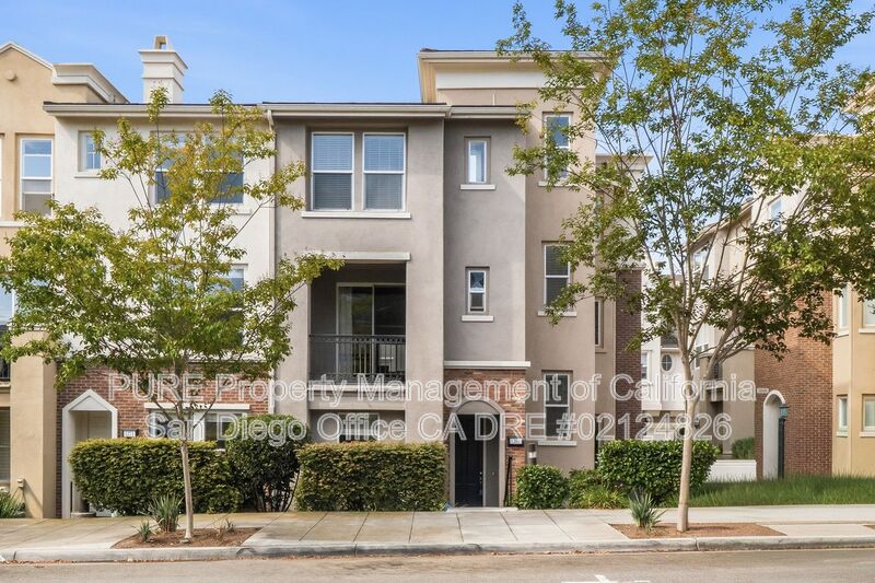 San Marcos House: 1267 Elfin Forest Rd E