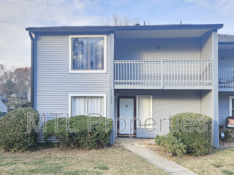 Charlotte Townhome: 11526 Turn Stone Court - 1