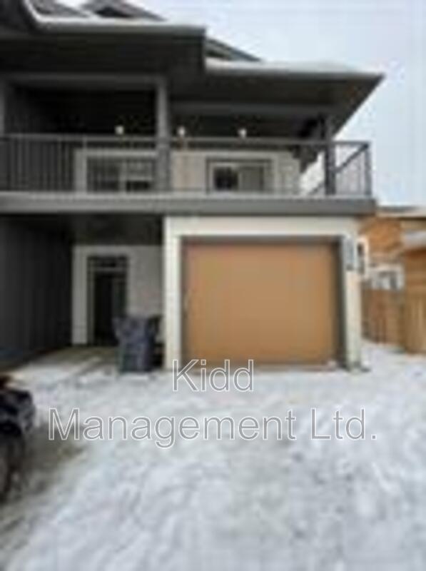 Prince George House: 107 B-Monterey