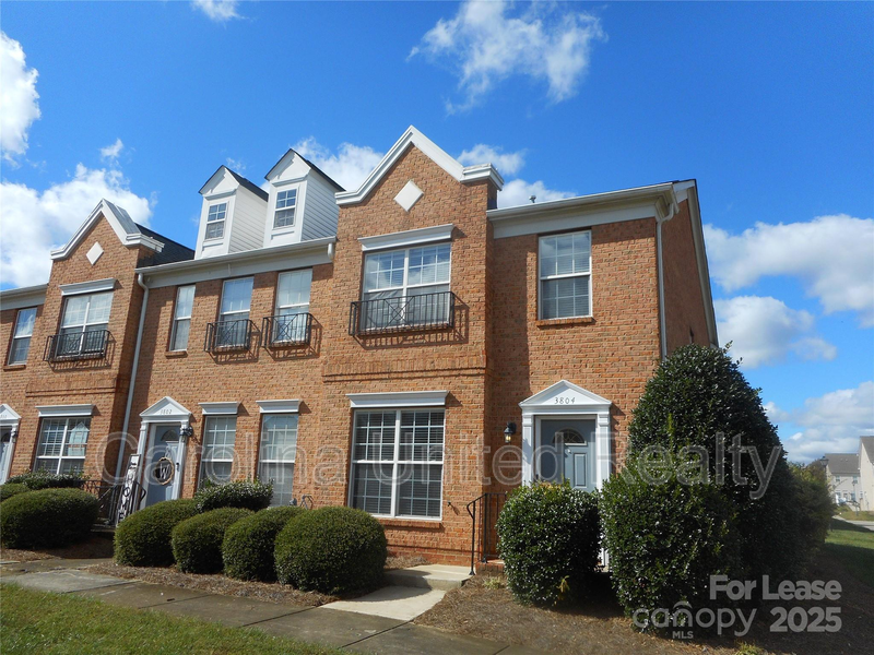 Indian Trail Townhome: 3804 York Aly