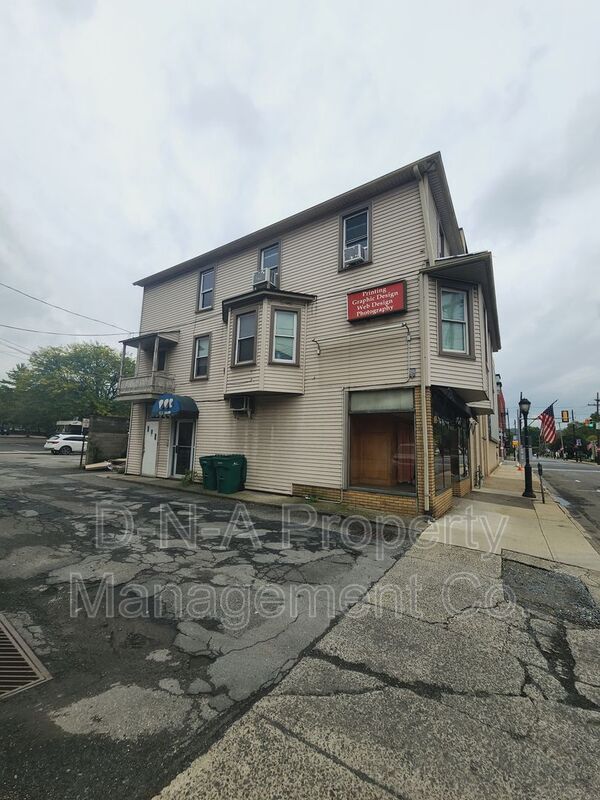East Stroudsburg Condo: 118 S. Courtland St