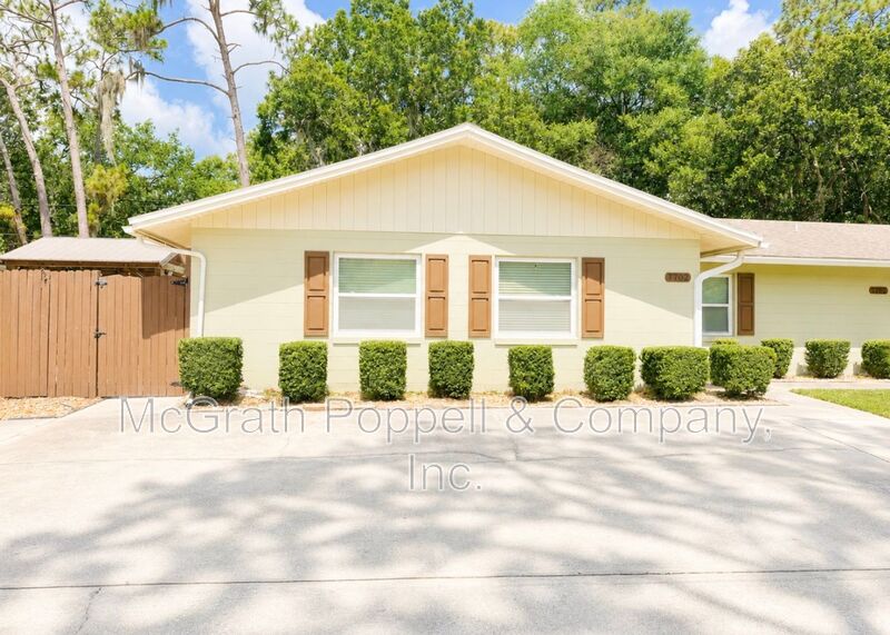 Lakeland Condo: 7702 Chase Rd