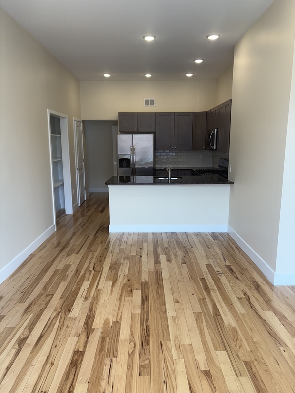 Philadelphia Condo: 1624 South Broad Street