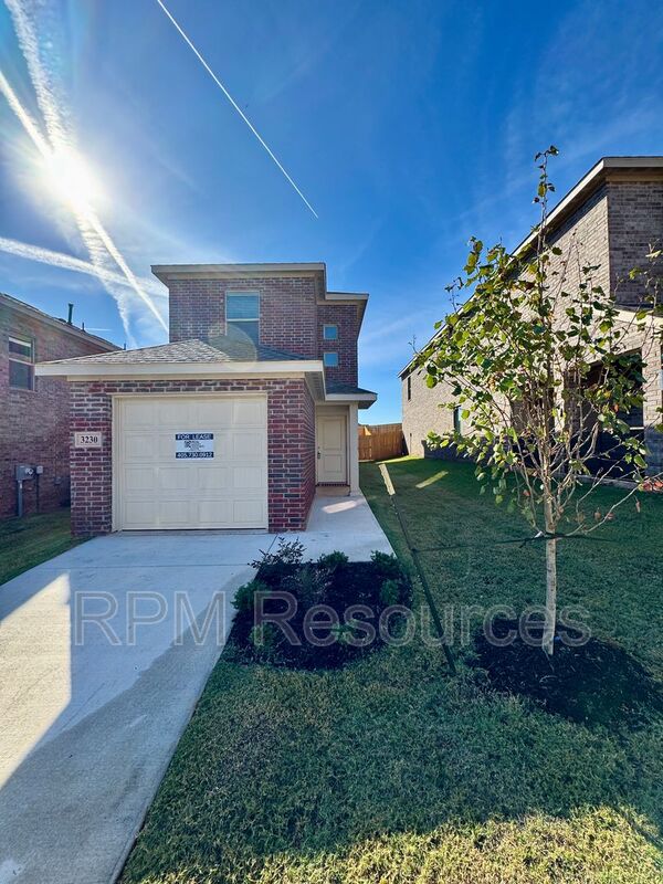 Edmond House: 3230 NW 147th Terr