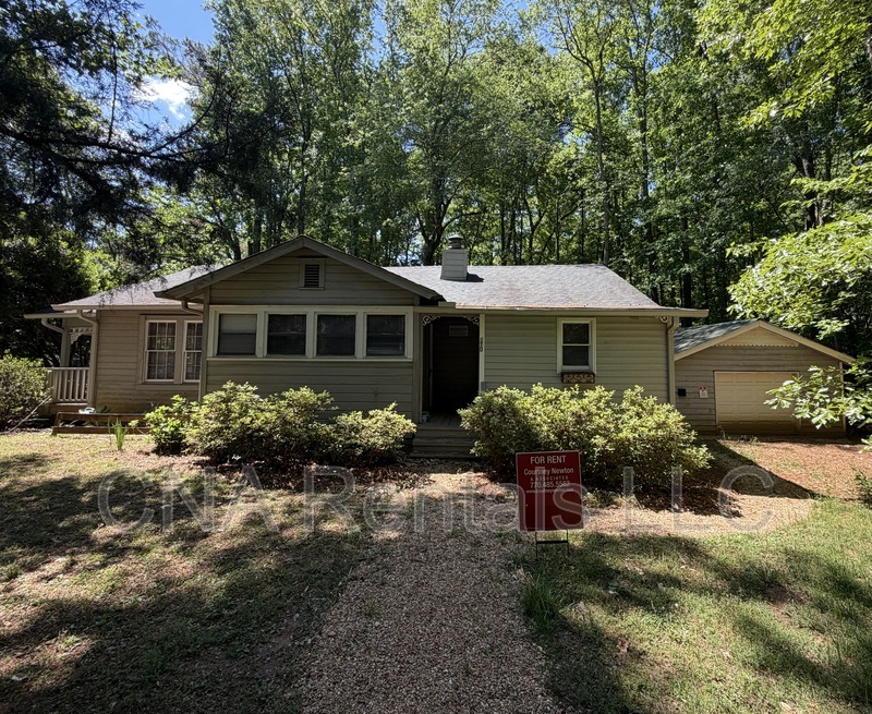 Alpharetta House: 170 Red Bank Rd