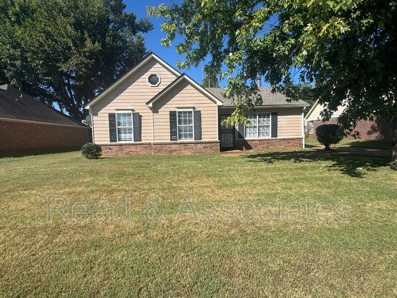 Memphis House: 4355 Cleopatra Road