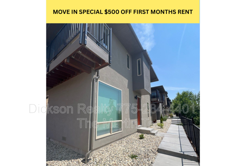 Reno House: 760 Bluffs Court