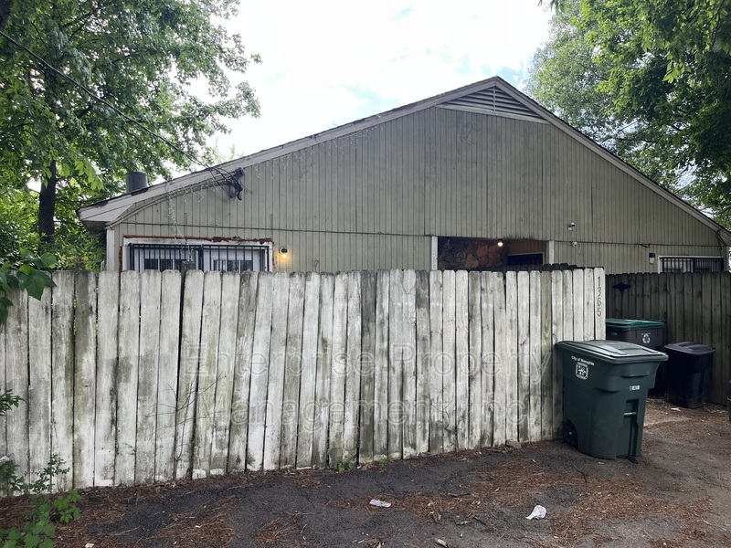 Memphis Condo: 1365 Garden Rd
