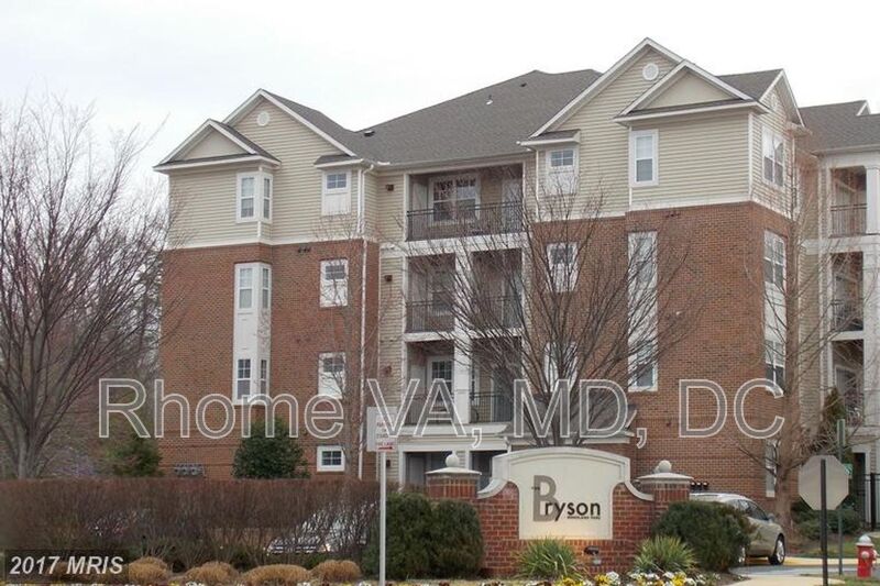 Herndon Condo: 12949 Centre Park Cir
