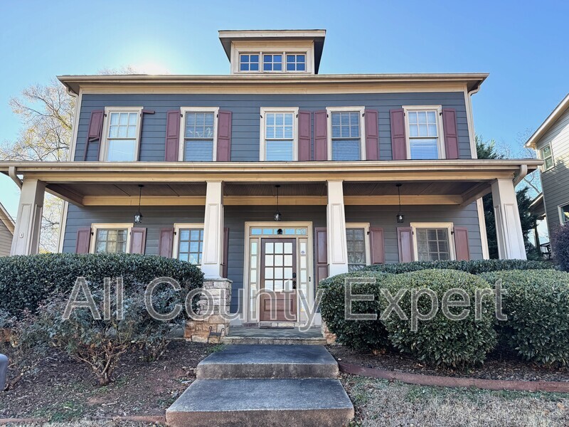 College Park House: 1520 Vassar Avenue