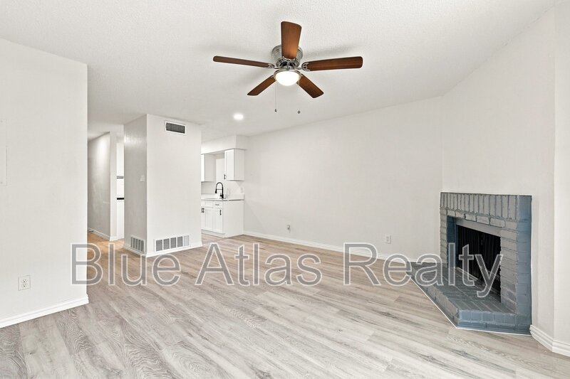 Fort Worth Townhome: 8108 Foxfire Lane - D