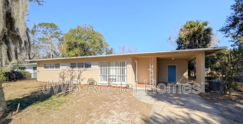 Jacksonville House: 6315 Badnur Dr