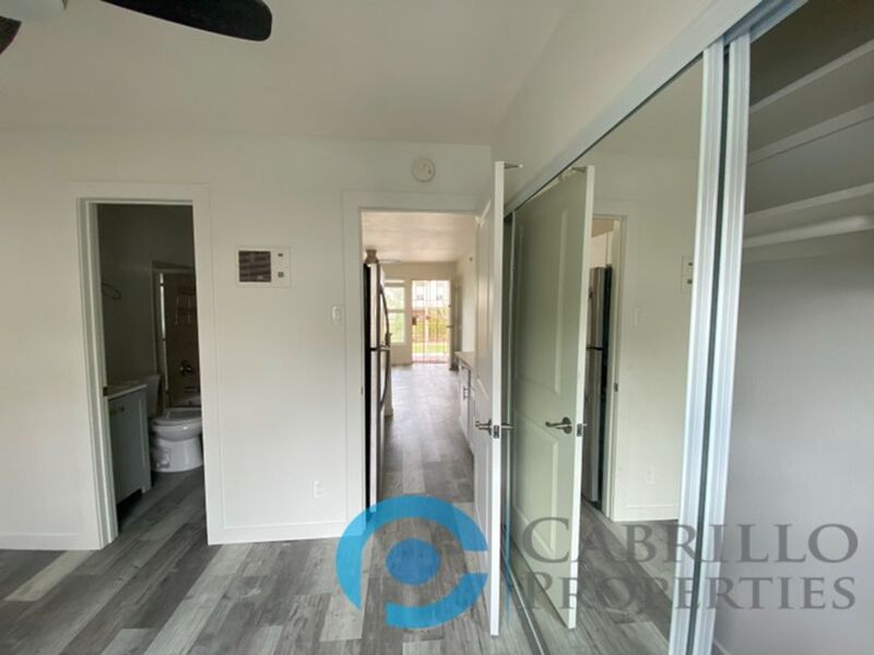 San Diego Condo: 5048 Wightman St.