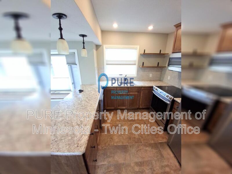 Little Canada House: 174 Twin Lake Blvd