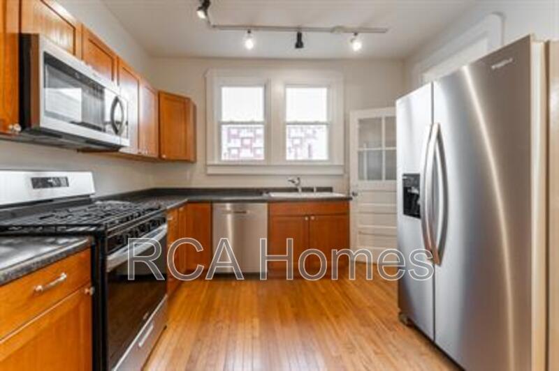 Indianapolis House: 1015 E Morris St