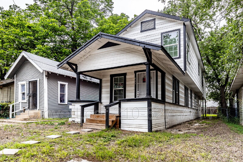 San Antonio House: 631 Potomac