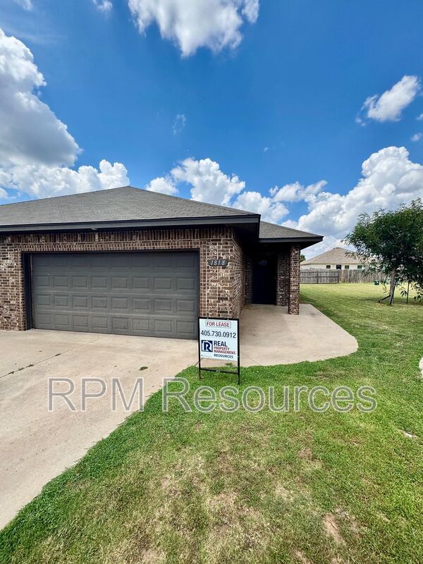 El Reno Condo: 1818 Post Oak Rd