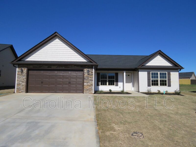 Simpsonville House: 454 Peaksview Drive