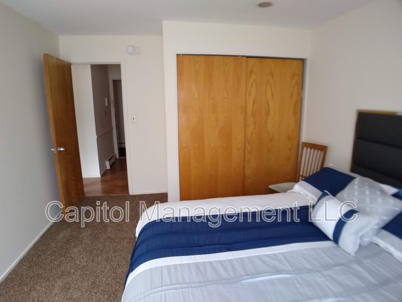 Lansing Condo: 427 Seymour Avenue