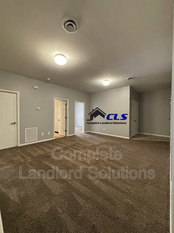 Terre Haute Condo: 1400 North Avenue - 202