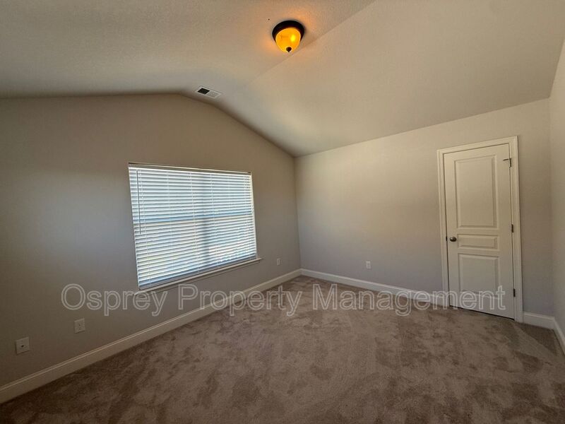 Spacious end-unit home in Virginia Beach!  - Photo 15