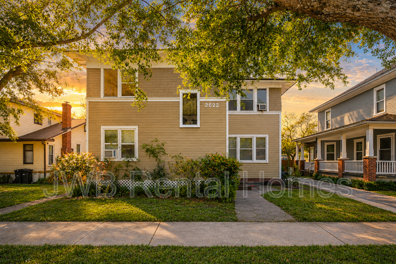 Jacksonville Condo: 2022 Dellwood Ave #2