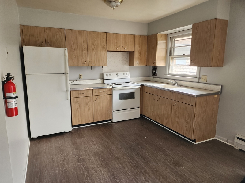 Poughkeepsie Condo: 96 South Hamilton Street - #E8