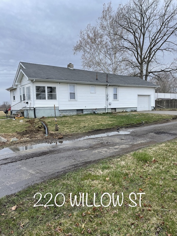 Anderson House: 220 Willow St