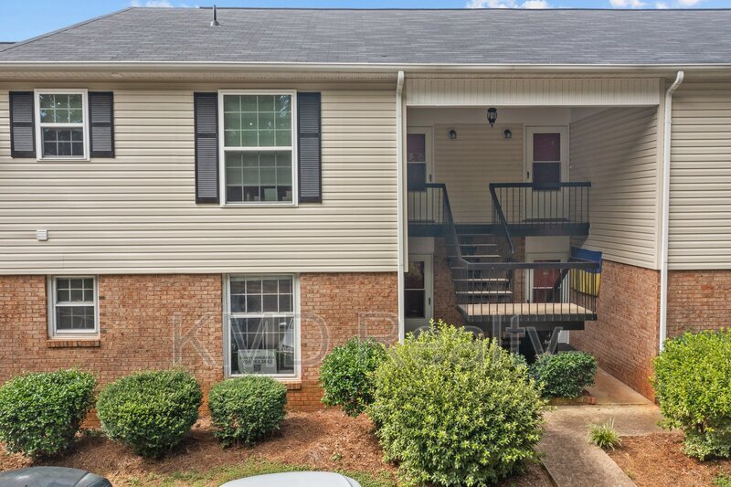Charlotte Condo: 4605 Coronado Drive