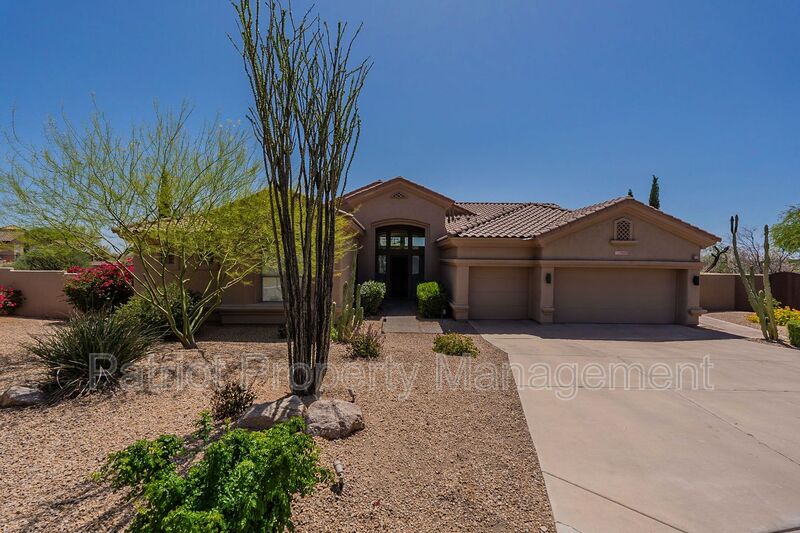 Scottsdale House: 13607 E Geronimo Rd