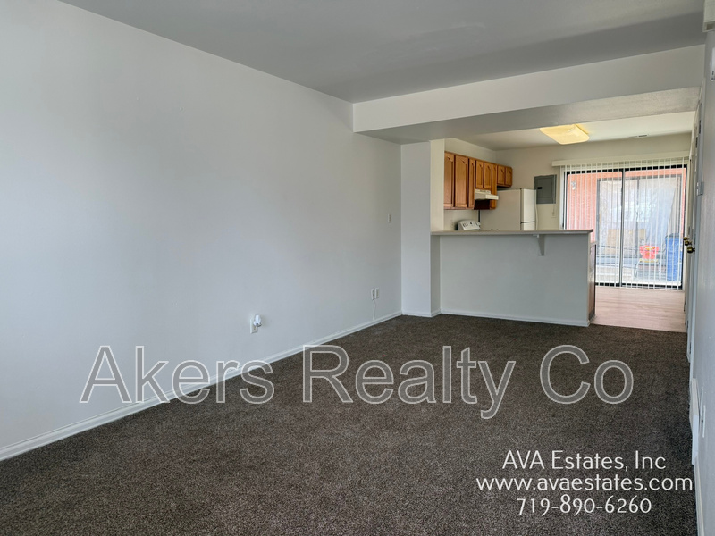 Pueblo Townhome: 1405 E 19th St